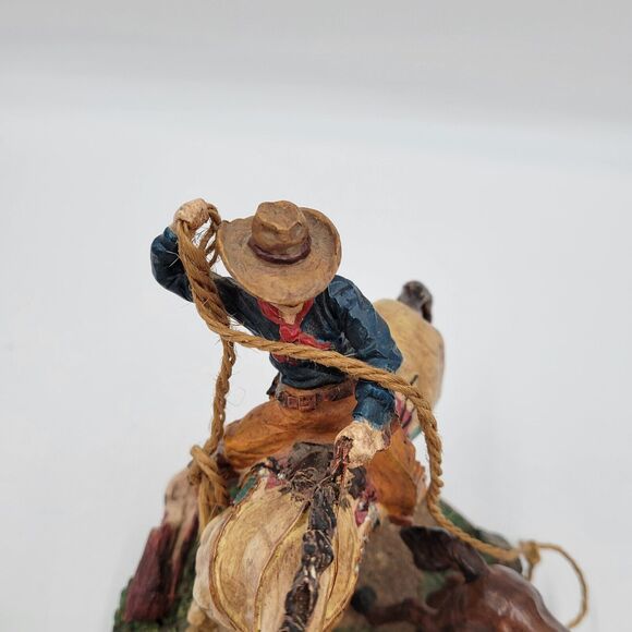 Russ Berrie Ceramic Figure on Base - Cowboy Trails Last Round-Up 14624 READ - Picture 14 of 16